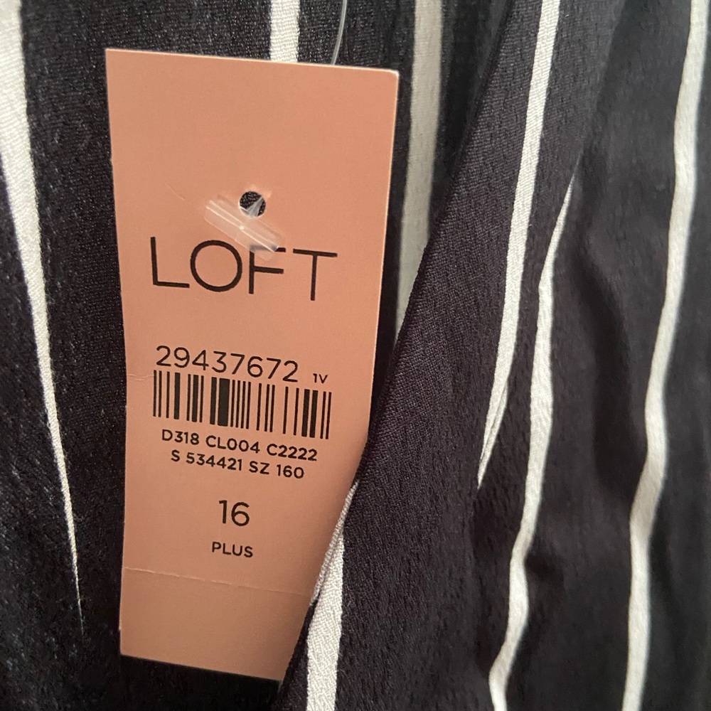 Loft Plus Size Romper - Picture 2 of 4